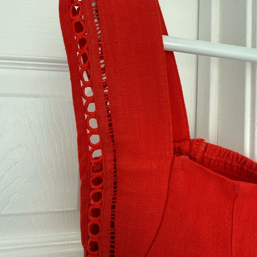 Entro Red Peplum Tank Top - Sleeveless Eyelet Trim, size large - Picture 3 of 4